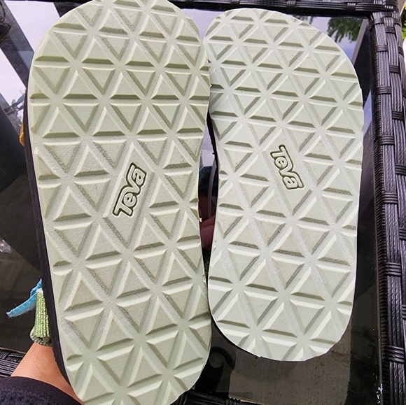 NEW Teva -Kids Midfoem Universal Metallic Sandals Size 11 - Picture 5 of 5